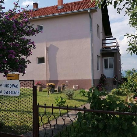 Apartmani Vidikovac Golubac Bagian luar foto