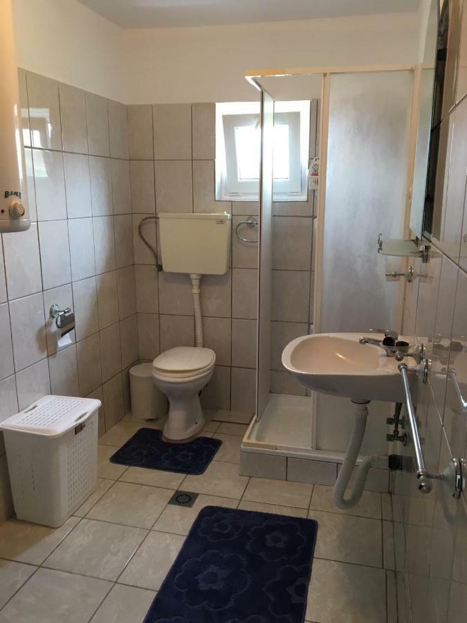 Apartmani Vidikovac Golubac Bagian luar foto
