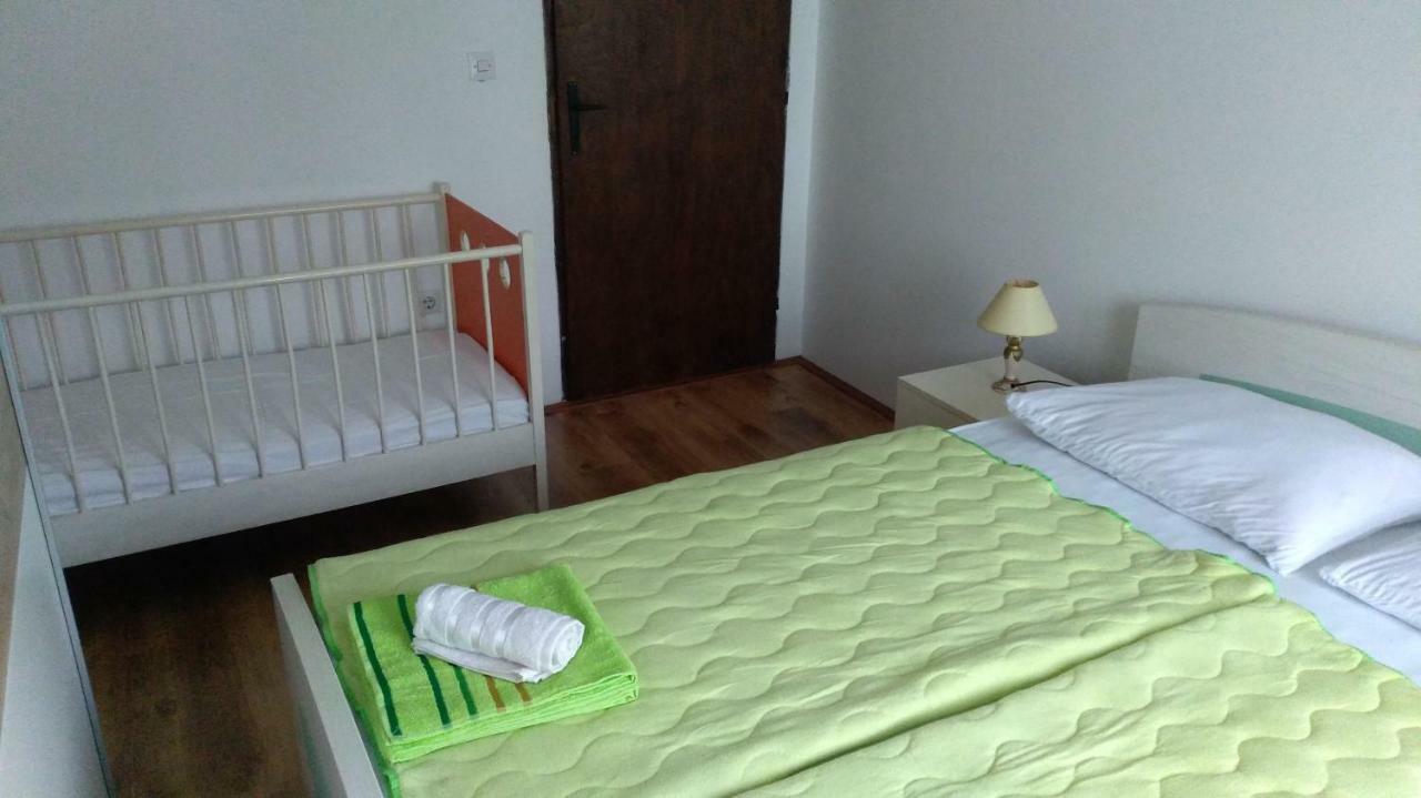 Apartmani Vidikovac Golubac Bagian luar foto